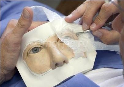 Женщине сделали силиконовое лицо - www.doctorGev.org